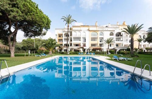 Cabopino Apartment | Beautiful frontline apartment