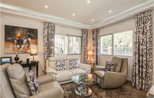 San Pedro de Alcantara House | Beautiful Home In Marbella With 6 Bedrooms, Sauna And Indoor Swimming Pool