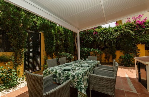 Marbella Ski Chalet | Beautiful townhouse walking distance to the beach in Costabella, Marbella