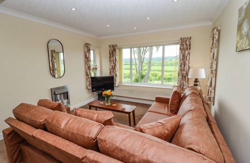 Scarborough Apartment | BEECHWOOD VISTA, family friendly, with a garden in Scarborough