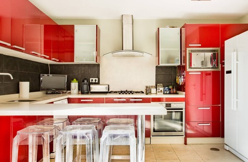 Marbella House | Boutique Townhouse with Hot Tub in Puerto Banus