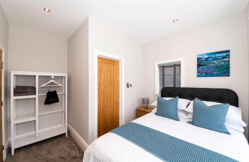 Scarborough House | Breakspeare House