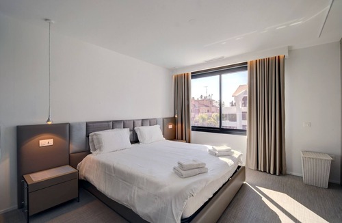 Urbanizacion Pinos Verdes Resort | Bright and new apartment near beaches of Cabopino Marina