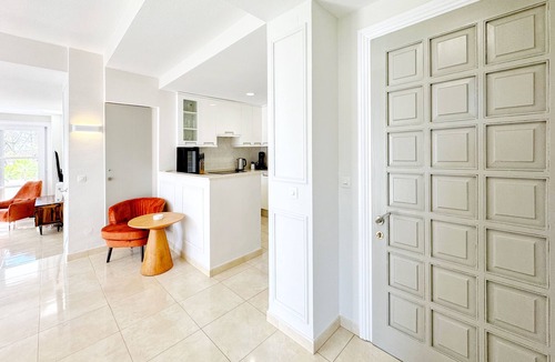 Nikki Beach Apartment | Casa Bea : Chic Residence in Marbella - 100m from the Beach