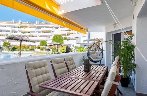 Nueva Andalucia Apartment | Casa El Dorado - Modern 3 Bed in Golf Valley