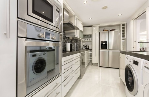 Golden Mile House | Casa Isa - Marbellamar