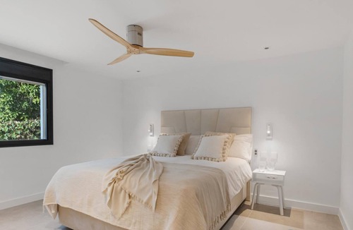 Nueva Andalucia Villa | Casa V - Stunning independent 7-bed Villa