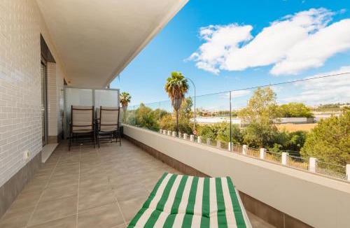 Nueva Andalucia Apartment | Contemporary 2 bedroom apartment in Nueva Andalucia