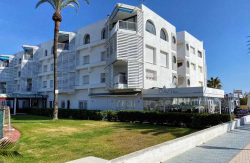 San Pedro de Alcantara Apartment | Cortijo Blanco Beachfront - EaW Homes