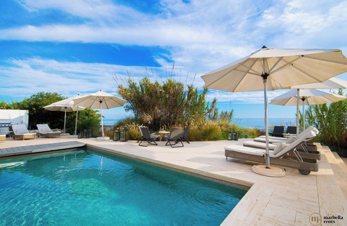 Urbanizacion Costabella House | Costabella Frontline Beach Villa | Ref. #62