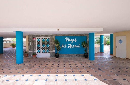 Marbella Apartment | Cubo's Apartamento Bono Beach Marbella/air conditioning/free parking/free wifi/community pool