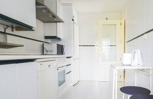 Marbella Apartment | Cubo's Apartamento Las Mimosas & Parking/air conditioning/Near Puerto Banús