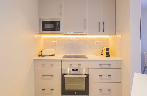 Cabopino Apartment | Cubo's Atico Cabopino Port & Parking/close to beach/free wifi/community pool