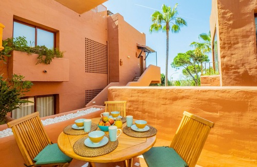 Nikki Beach Apartment | Cubo's Beach & Parking Jardines de Don Carlos/free wifi/close to the beach