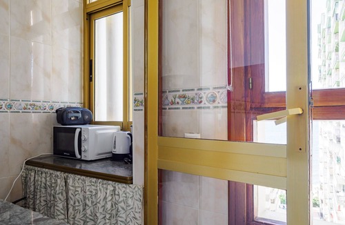 Marbella City Centre Apartment | Cubo’s Marino Marbella Apartment Optional Parking/adults only/near the beach/terrace/free Wi-Fi