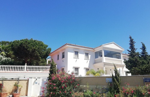 Urbanizacion Hacienda las Chapas Villa | Domus Vesta a luxury huge villa with 10 bedrooms close to Niky Beach and Banus