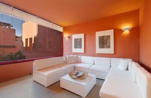 Nikki Beach Apartment | Dream experience in Elviria: luxury property close to beaches, restaurants and golf courses
