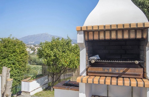 Puerto Banus Villa | Elegant Villa Retreat