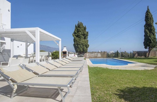 Puerto Banus Villa | Elegant Villa Retreat