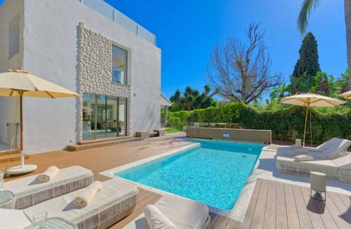 Puerto Banus Villa | 300 m² Villa ∙ 5 bedrooms ∙ 12 guests