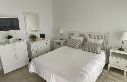 Nikki Beach Apartment | Estudio con insuperables vistas al Mar: Aparcamiento