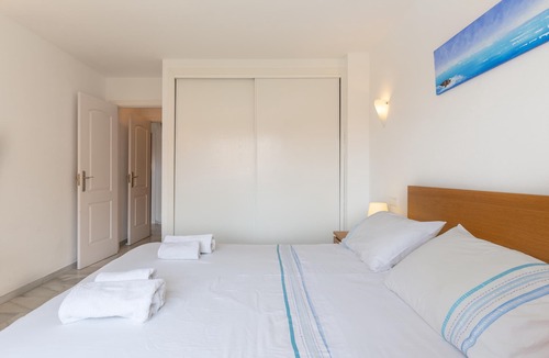 Urbanizacion Hacienda las Chapas Apartment | Fabulous 2 bedroome apartment with stunning views