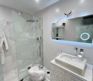 Cabopino Apartment | FASCINANTE Hogar en Cabo Pino en MARBELLA