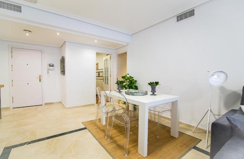 Marbella Apartment | Gala Placidia Golden Mile