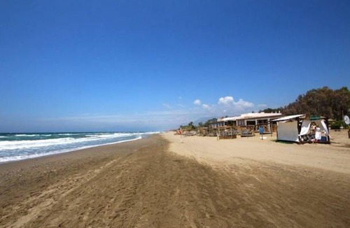 Marbella Apartment | Golden Beach house