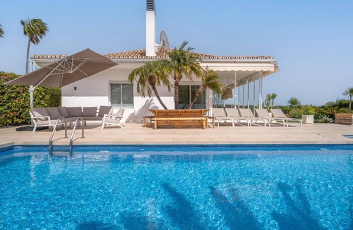 Elviria House | Gorgeous home in Marbella