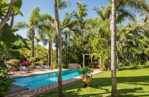 Puerto Banus House | Grand Mansion with tropical park