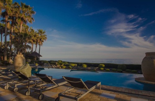 Marbella House | Holiday Home 'Villa Los Monteros Playa' with Sea View, Wi-Fi and Air Conditioning