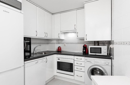 Marbella City Centre Apartment | Holiday Rental Apartment with wifi