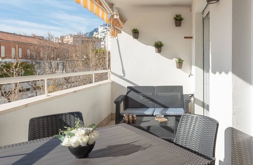 Marbella City Centre Apartment | Holiday Rental Apartment with wifi