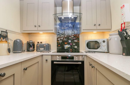 Staintondale Cottage | HONEY BEE COTTAGE, pet friendly, with open fire in Staintondale