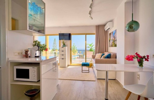 Nikki Beach Apartment | Honeymoon Boutique Suite * Beachfront Amazing Pools & View
