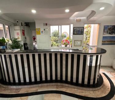 San Pedro de Alcantara Hostel | Hostal San Felipe