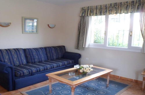 Urbanizacion Marbessa Villa | Ideal family destination with own pool and just 150 metres from the beach.