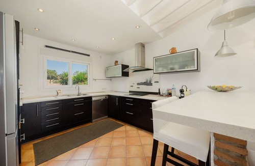 Urbanizacion Costabella Apartment | In the second line, modern beachfront holiday home in Costabella, Marbella