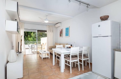 Golden Mile Apartment | Jardines del Mar by Interhome