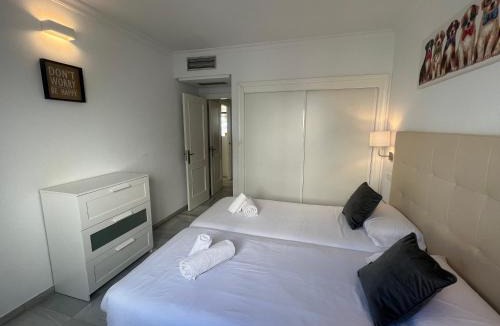 Puerto Banus Apartment | Jardines del puerto 741