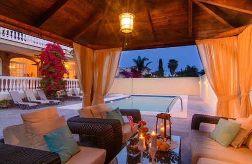 Marbella Villa | Las Chapas Playa villa heated pool, terraces, garden, pergola