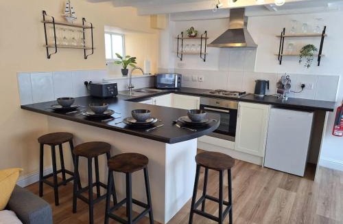 Snainton House | Lavender Cottage - a beautiful quirky family cottage