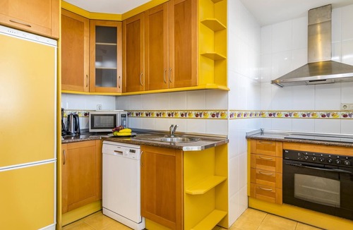 Marbella Apartment | Lovely beach 2 bedroom apartment