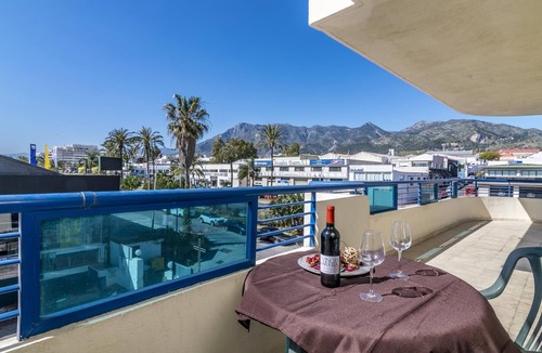 Marbella Apartment | Lovely beach 2 bedroom apartment