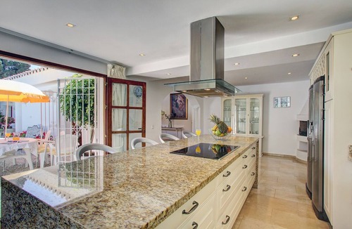 San Pedro de Alcantara Villa | Lovely Villa Las Palmeras, Puerto Banus