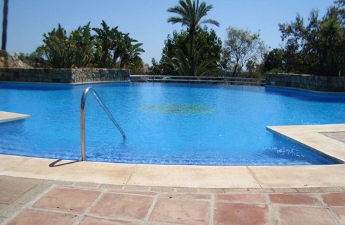 Elviria Apartment | LUXURIOUS NEW FURNISHED APARTMENT NEXT TO GOLF WITH VERY NICE VIEWS !