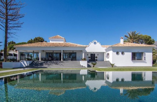 Marbella Villa | LUXURY 6 BEDROOM VILLA 34121872 GOLDEN MILE MARBELLA, INDOOR POOL VERY LARGE OUTDOOR POOL