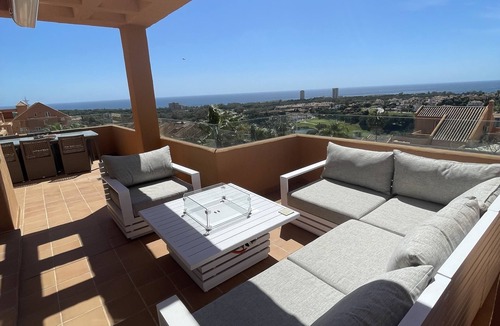 Marbella Apartment | Luxury, modern apartment with breathtaking panoramic sea and mountain views