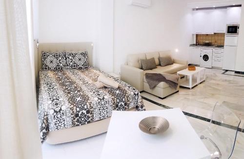 Marbella City Centre Apartment | Luxury Studio